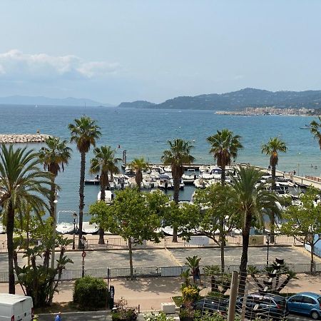 T2 Coquet Le Lavandou Plein Centre Vue Mer Exceptionnelle. Apartment Екстериор снимка
